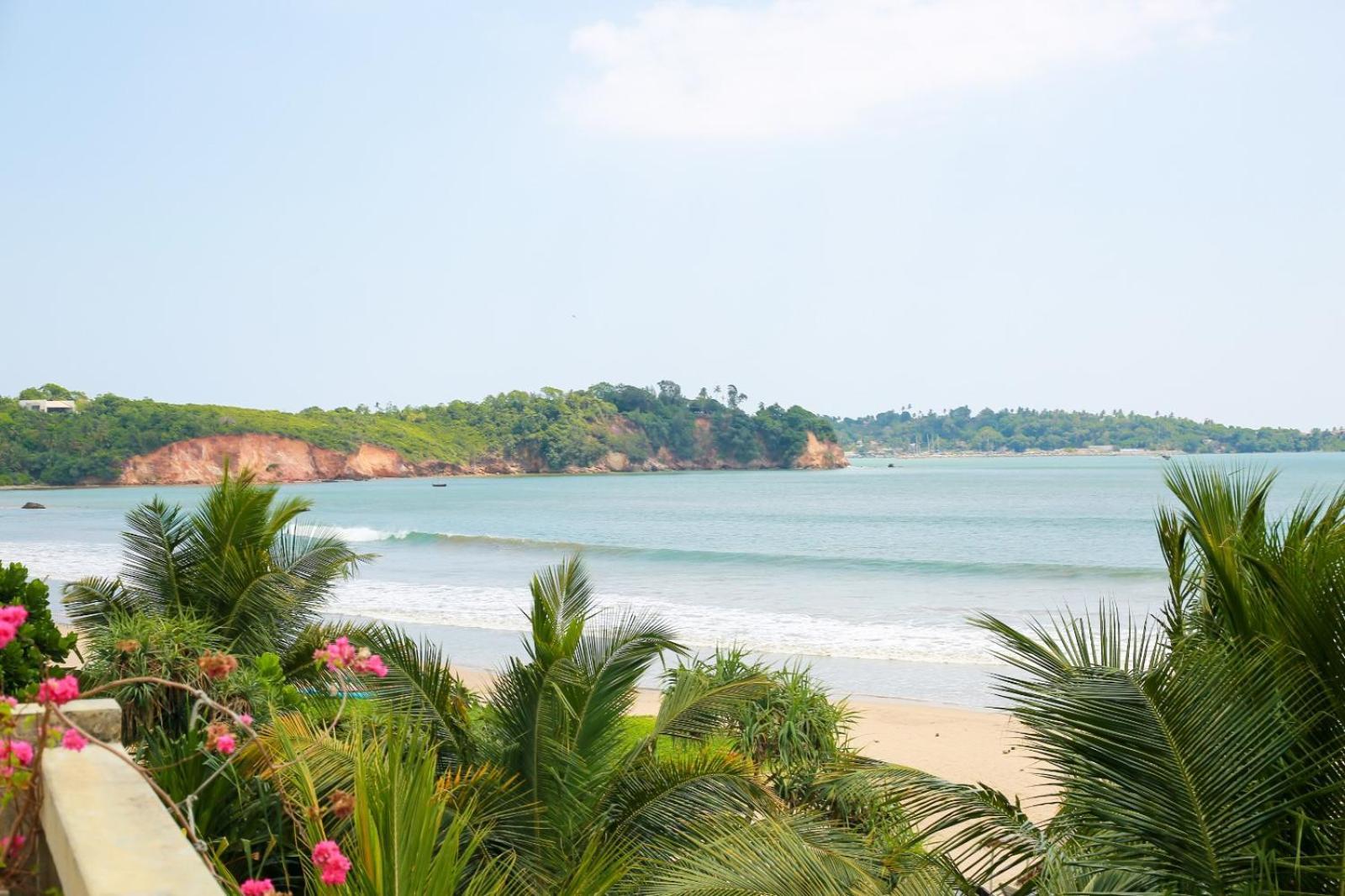 Relax Beach Resort Weligama Dış mekan fotoğraf